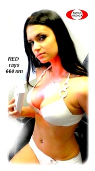 obsah-red-creasts-hel-violet.jpg